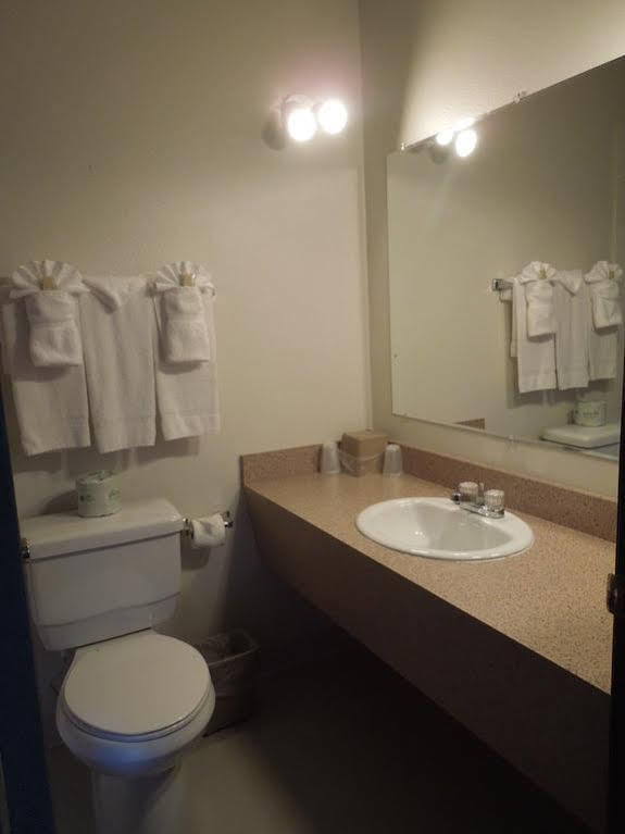 Motel Aladdin And 3*